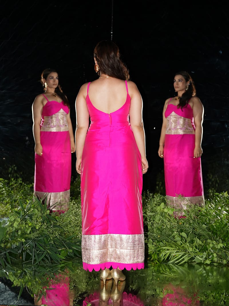 Fuschia Banarasi Drape - Image 6