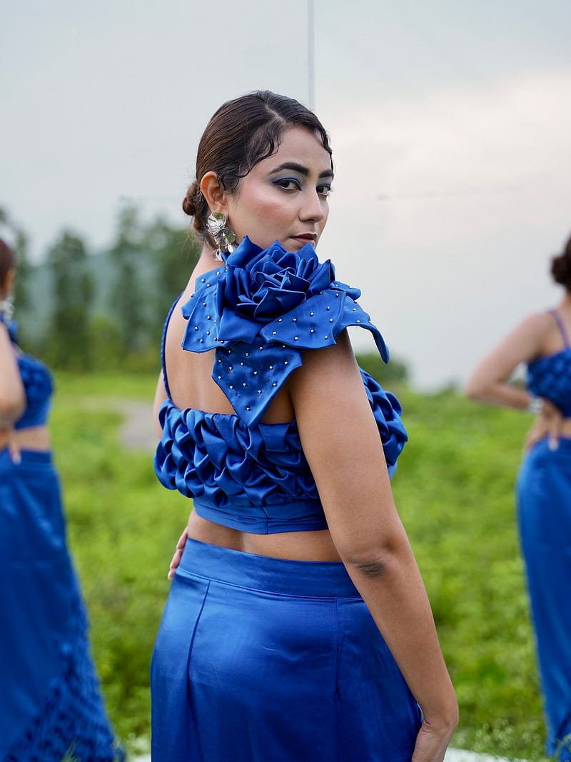 Electric Empress Silk Set - Image 7
