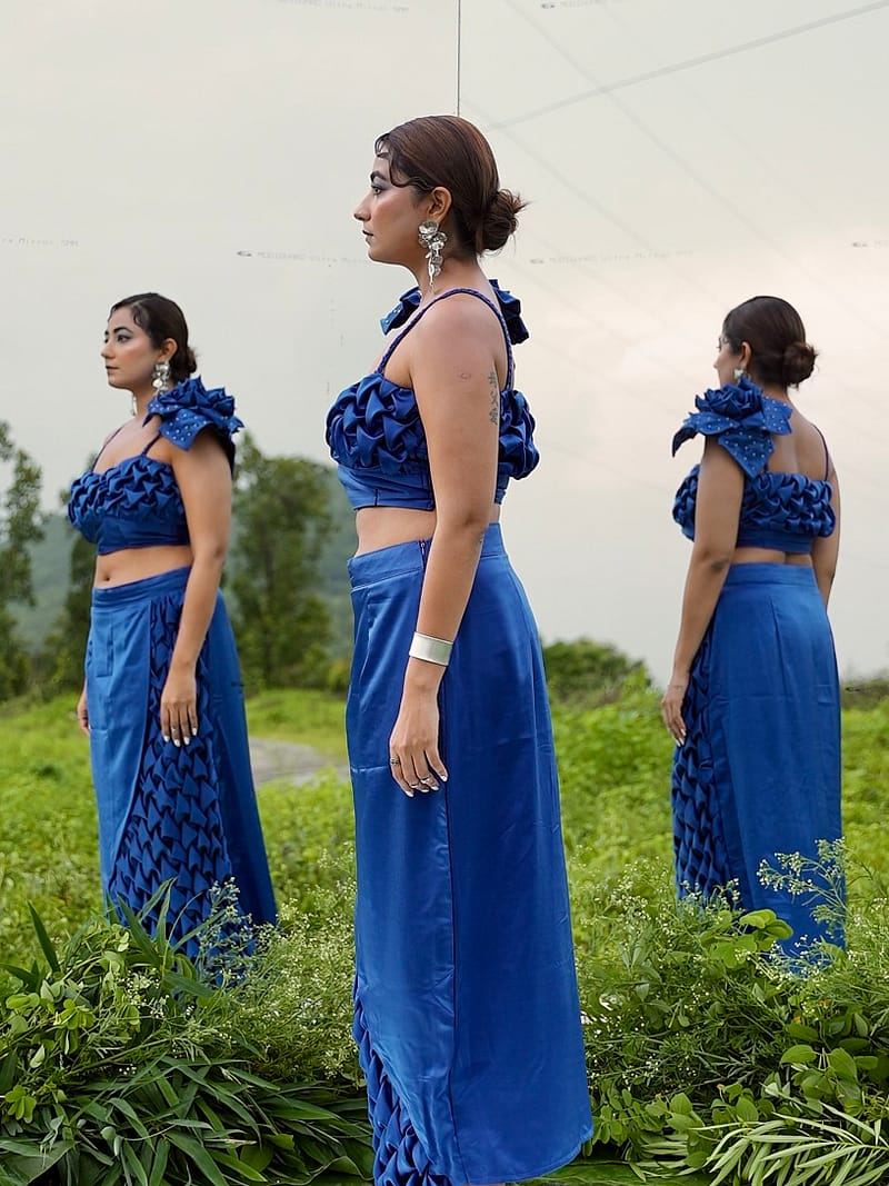 Electric Empress Silk Set - Image 5